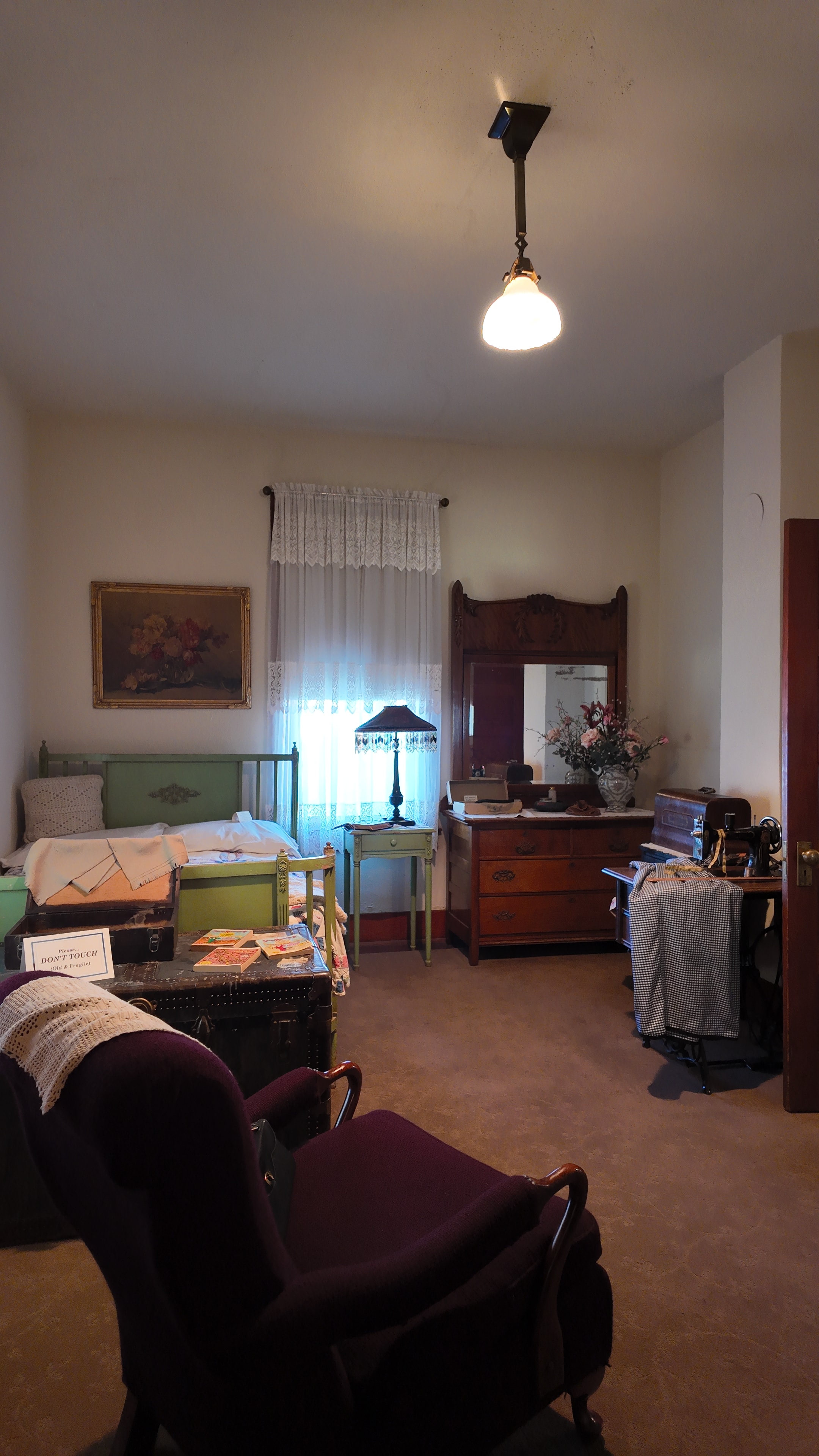 Bonelli House interior photo 5